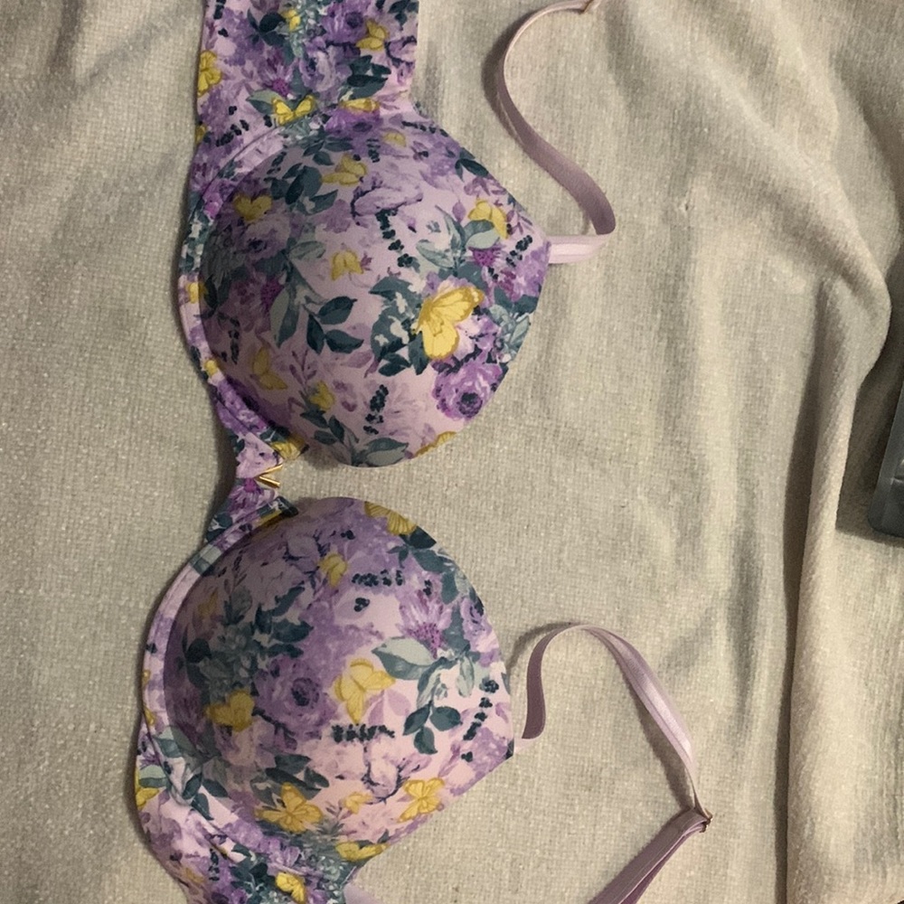 VS Push-up bra